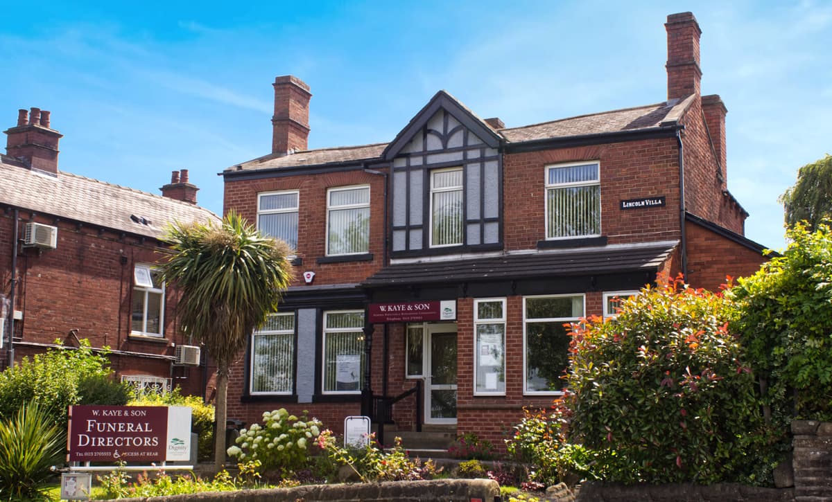 W Kaye & Son Funeral Directors in Beeston, Leeds